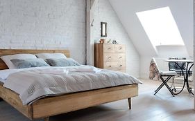 High Standard Studio. Old Town.
